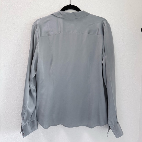 Talbots 100% Silk Button-Front Blouse, Flowy, Size 14 - Picture 4 of 5